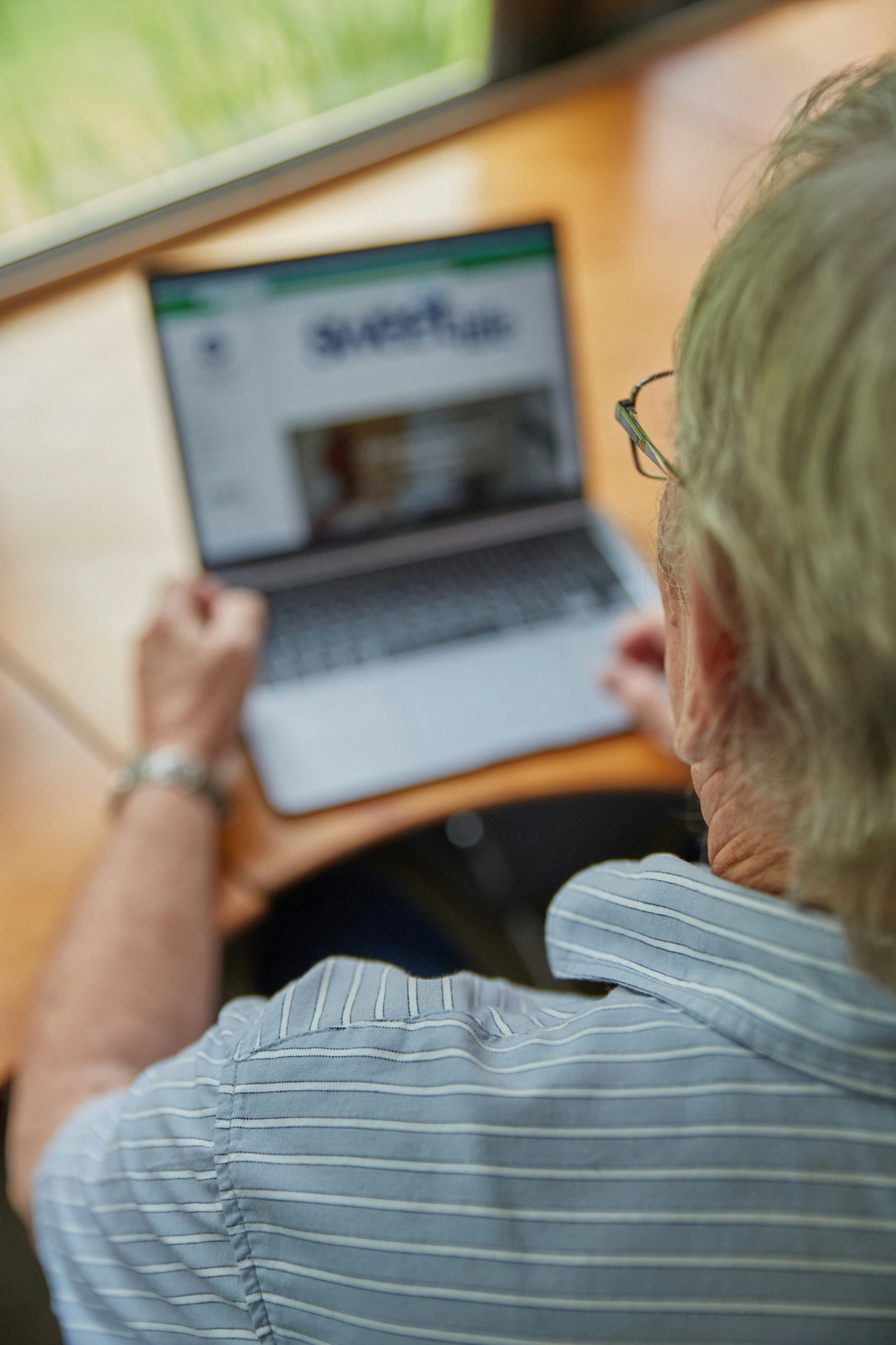 Cours & accompagnement seniors (pas à pas)